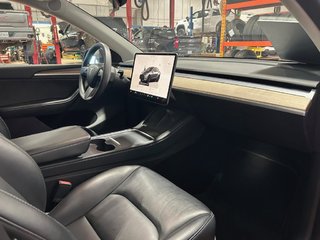 2023 Tesla MODEL Y in Montreal, Quebec - 10 - w320h240px