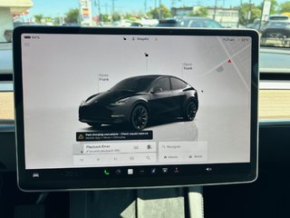 2024 Tesla Model Y in Montreal, Quebec - 11 - w320h240px