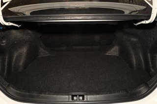 Toyota Corolla  2017 à Montréal, Québec - 12 - w320h240px