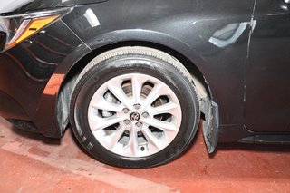 Toyota Corolla  2022 à Montréal, Québec - 3 - w320h240px