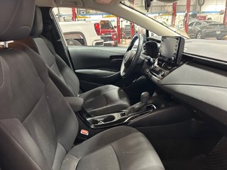 Toyota COROLLA  2022 à Montréal, Québec - 11 - w320h240px