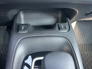 Toyota Corolla  2025 à Montréal, Québec - 13 - w320h240px