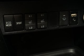 Toyota RAV4  2016 à Montréal, Québec - 10 - w320h240px