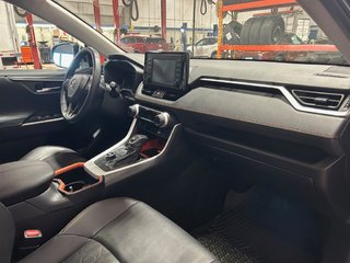 Toyota RAV4  2022 à Montréal, Québec - 17 - w320h240px