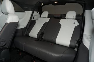 2023 Toyota Sienna in Montreal, Quebec - 12 - w320h240px
