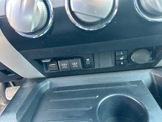 Toyota Tundra  2020 à Montréal, Québec - 13 - w320h240px