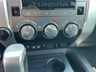 Toyota Tundra  2020 à Montréal, Québec - 12 - w320h240px
