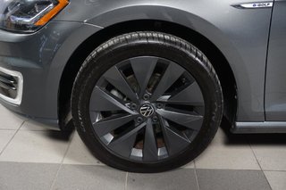 2020 Volkswagen E-Golf in Montreal, Quebec - 3 - w320h240px