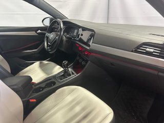 2019 Volkswagen Jetta in Montreal, Quebec - 6 - w320h240px