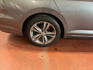 2019 Volkswagen Jetta in Montreal, Quebec - 4 - w320h240px