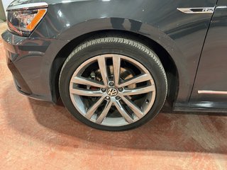 Volkswagen PASSAT  2017 à Montréal, Québec - 3 - w320h240px