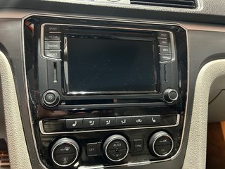 Volkswagen PASSAT  2017 à Montréal, Québec - 13 - w320h240px