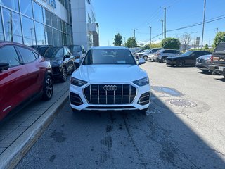 Audi Q5  2023 à Brossard, Québec - 3 - w320h240px