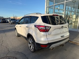 2017 Ford Escape in Brossard, Quebec - 5 - w320h240px