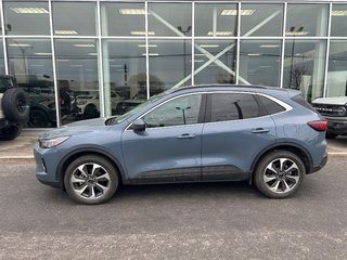 2023 Ford Escape in Brossard, Quebec - 5 - w320h240px