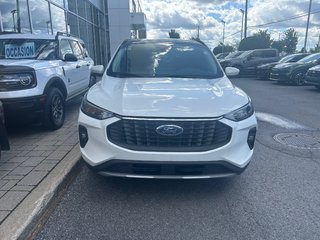 Ford Escape  2023 à Brossard, Québec - 3 - w320h240px