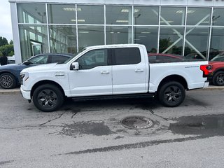 Ford F-150 Lightning  2022 à Brossard, Québec - 5 - w320h240px