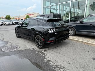 Ford Mustang Mach-E  2023 à Brossard, Québec - 5 - w320h240px