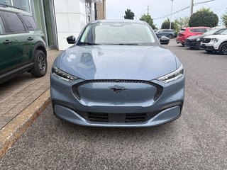 Ford Mustang Mach-E  2023 à Brossard, Québec - 3 - w320h240px