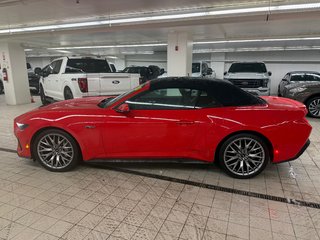 Ford Mustang  2025 à Brossard, Québec - 3 - w320h240px