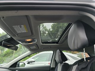 Hyundai Elantra PREFERRED SUN&TECH TOIT OUVRANT CAMERA CARPLAY MAG 2022 à Montréal, Québec - 3 - w320h240px