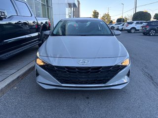 Hyundai Elantra  2022 à Brossard, Québec - 3 - w320h240px