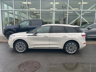 2022 Lincoln Corsair in Brossard, Quebec - 5 - w320h240px