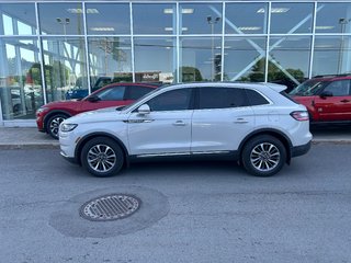 2022 Lincoln NAUTILUS in Brossard, Quebec - 5 - w320h240px