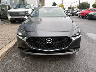 Mazda 3  2023 à Brossard, Québec - 3 - w320h240px