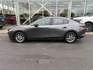 Mazda 3  2023 à Brossard, Québec - 5 - w320h240px