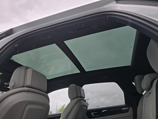 2023 Porsche Cayenne PLATINUM EDIT PREMIUM PACKAGE BOSE HUD CAM360 TOIT in Montréal, Quebec - 3 - w320h240px