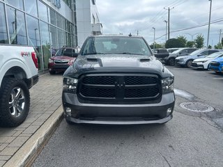 Ram 1500 Classic Express | CREWCAB | 5.7 | NIGHT EDITION | 2021 à Brossard, Québec - 3 - w320h240px