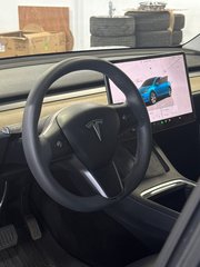2023 Tesla Model Y STANDARD RANGE RWD CUIR TOIT PANO CAMERA in Montréal, Quebec - 3 - w320h240px