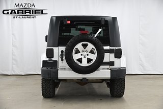 Jeep Wrangler Unlimited Sahara 2010