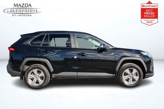 Toyota RAV4 XLE 2022