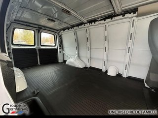 2024 Chevrolet Express Cargo 3500 à St-Raymond, Québec - 16 - w320h240px