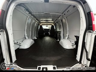 2024 Chevrolet Express Cargo 3500 à St-Raymond, Québec - 17 - w320h240px