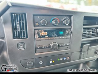 2024 Chevrolet Express Cargo 2500 à St-Raymond, Québec - 13 - w320h240px
