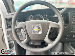 2024 Chevrolet Express Cargo 2500 à St-Raymond, Québec - 9 - w320h240px
