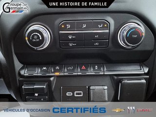 2024 Chevrolet Silverado 1500 à St-Raymond, Québec - 25 - w320h240px