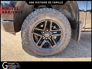 2024 Chevrolet Silverado 1500 à St-Raymond, Québec - 9 - w320h240px