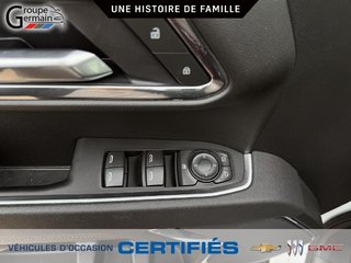2025 Chevrolet Silverado 1500 à St-Raymond, Québec - 21 - w320h240px