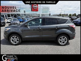 2017 Ford Escape in Donnacona, Quebec - 2 - w320h240px