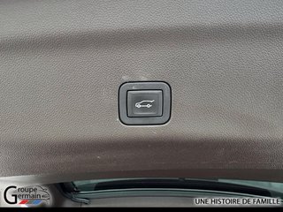 2023 GMC Yukon à Donnacona, Québec - 11 - w320h240px