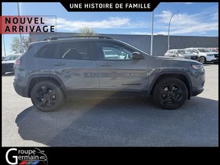 2023 Jeep CHEROKEE à Donnacona, Québec - 6 - w320h240px