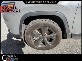 2023 Jeep CHEROKEE à Donnacona, Québec - 9 - w320h240px