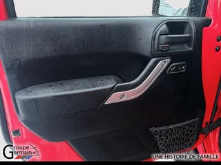 2012 Jeep Wrangler Unlimited à St-Raymond, Québec - 8 - w320h240px