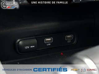 2023 Kia K5 in St-Raymond, Quebec - 27 - w320h240px