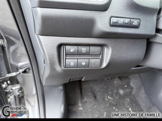 2025 Nissan LEAF à Donnacona, Québec - 18 - w320h240px