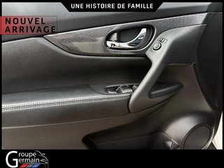 2015 Nissan Rogue in Donnacona, Quebec - 13 - w320h240px